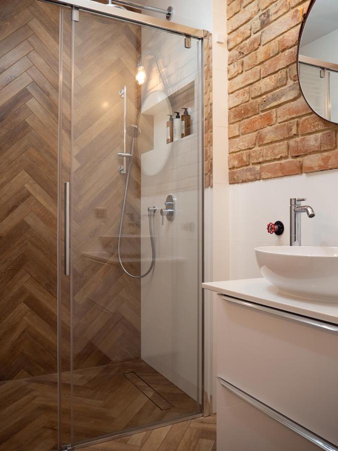 Brick House - Apartament Zoska Breslavia Esterno foto