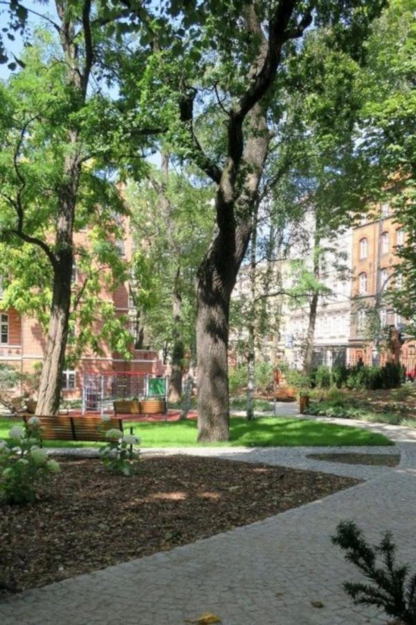 Brick House - Apartament Zoska Breslavia Esterno foto